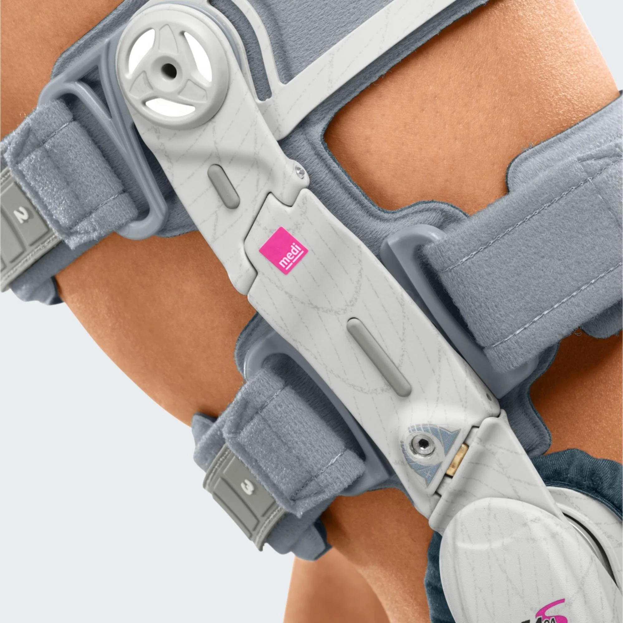 M.4s OA Comfort Knee Brace - Image 4