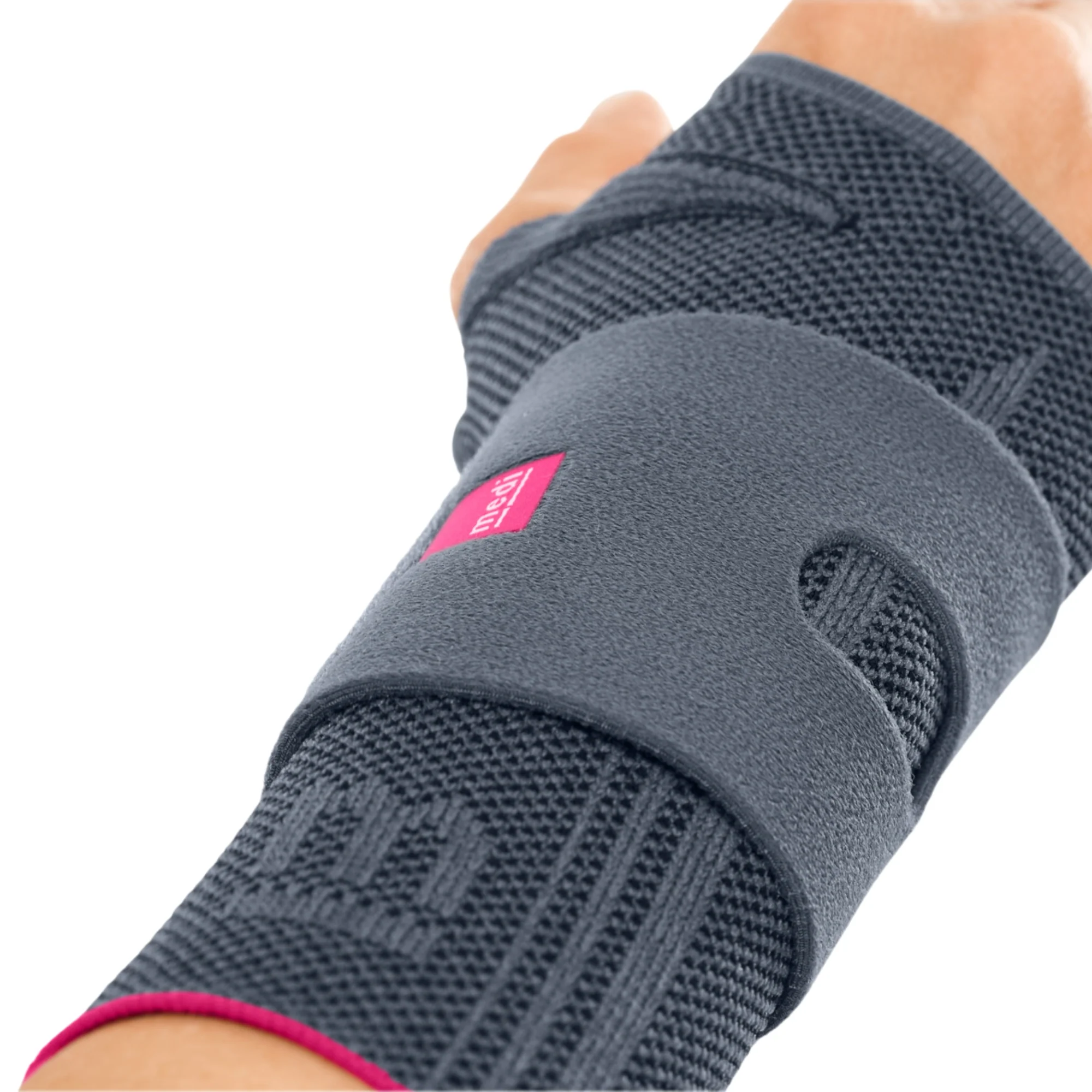 Manumed Active Wrist Support - Image 3